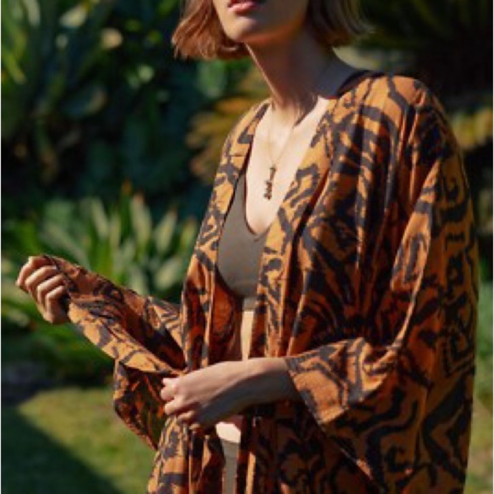 Anthropologie Emmanuelle Kimono Patterned Robe
